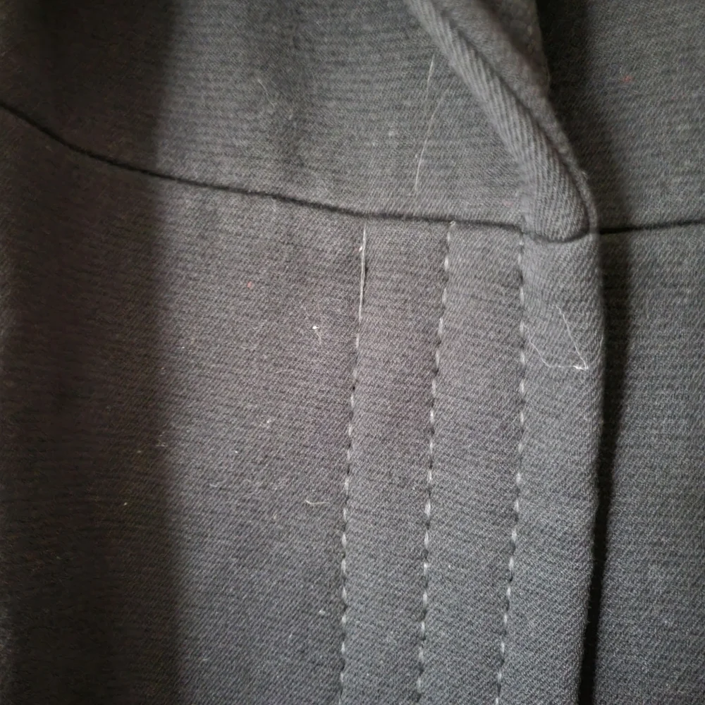 Vintage 70s Penny Lane Style Black Wool Trench Coat with Fur Trim - Picture 11 of 11